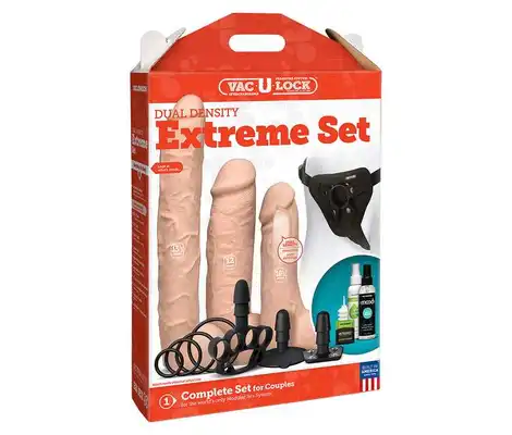 Doc Johnson prezentuje: Vac-U-Lock Dual Density Extreme. Zestaw 3 wielkich dongów ze straponem!