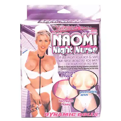 Lalka Naomi - nocna pielęgniarka.