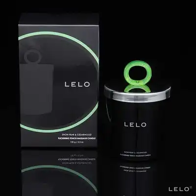 Lelo - Massage Candle. Świeca do masażu Snow Pear &amp; Cedarwood.