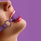 Ouch! - Ball Gag Purple. Knebel Z Dziurkami Umożliwiającymi Oddychanie.