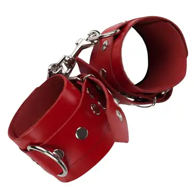 Leder -  Cuffs 2006A Red. Czerwone skórzane kajdanki z łańcuchem 18 cm 