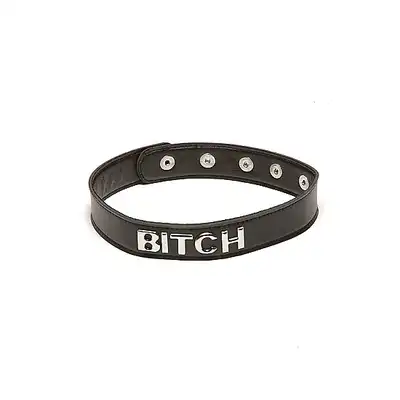 X-Play - Talk Dirty to Me Collar Bitch. Czarna obroża na szyję z ozdobnym srebrnym i prowokującym napisem BITCH
