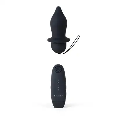 B Swish - BFilled Classic Vibrating Plug. Wibrujący nowoczesny plug sterowany zdalnie pilotem. Niesamowite doznania solo oraz z partnerem. 