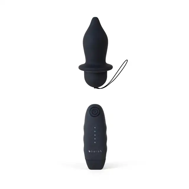 B Swish - BFilled Classic Vibrating Plug. Wibrujący nowoczesny plug sterowany zdalnie pilotem. Niesamowite doznania solo oraz z partnerem. 