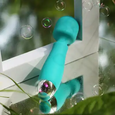 Good Vibes Only - Aida Massage Wand. Silikonowa kompaktowa różdżka!