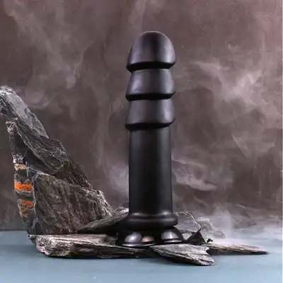 The Buttr - Madbull Muzzl Butt Plug. Gigantyczna wtyczka analna!