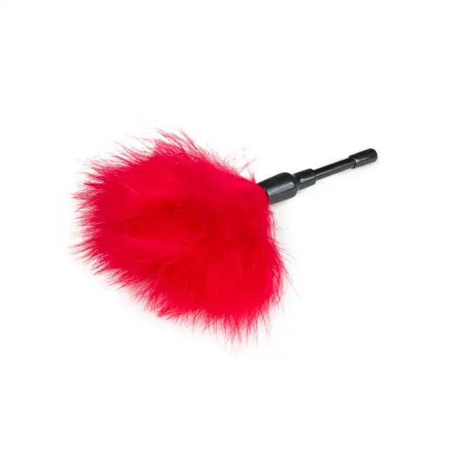 Easy Toys - Feather Tickler Red Small. Małe czerwone piórko. 