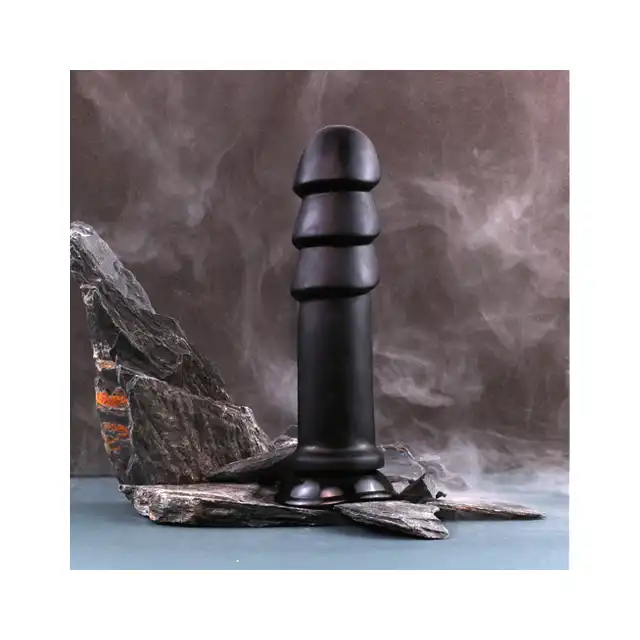 The Buttr - Madbull Muzzl Butt Plug. Gigantyczna wtyczka analna!