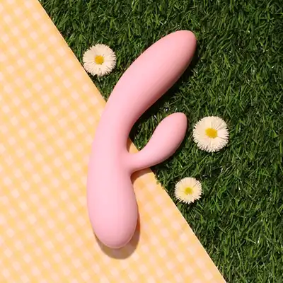 FeelzToys - Lea Rabbit Vibrator Soft Pink. Delikatny design i zmysłowe wibracje!