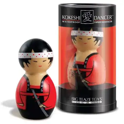 Big Teaze Toyz - Kokeshi Dancer Body Massager - Boy. Dyskretny masażer.