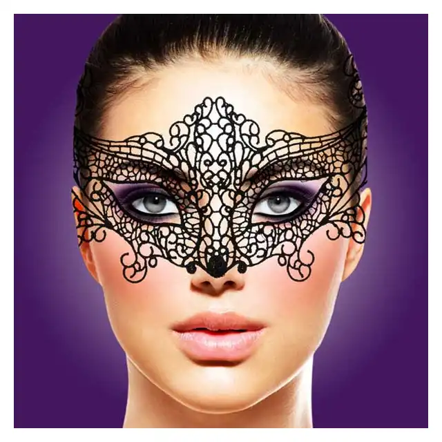 Rianne S - Masque II Brigitte.