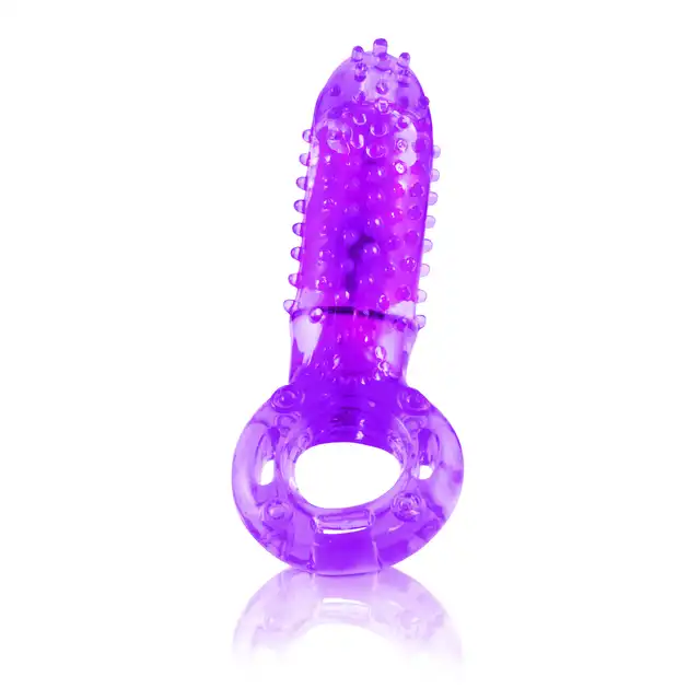 The Screaming O - Oyeah Purple. Wibrujący ring erekcyjny na penisa z pionowym stymulatorem łechtaczki z wypustkami, elastyczny i niezawodny
