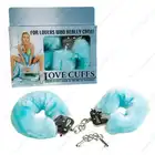 Love Cuffs - metalowe kajdanki z błękitnym futerkiem