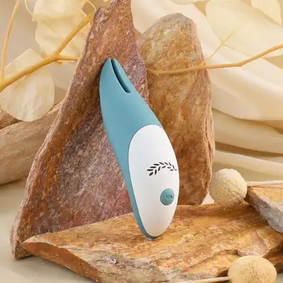 Bloom - The Tulip Clitoris Vibrator USB. Stymulator łechtaczki silikonowy