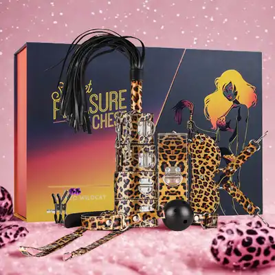 Secret Pleasure Chest - Wicked Wildcat. Fantastycznie wizualny pakiet zabawek soft BDSM! Mega Sale!