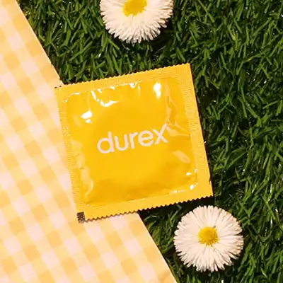 Durex - Pleasure Fruits Banana 1 szt . Prezerwatywa o smaku słodkiego banana