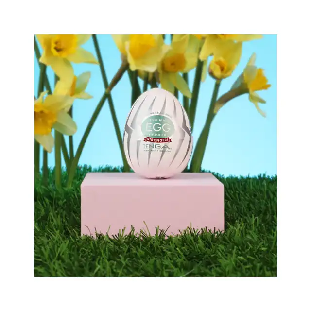 Tenga - Egg Thunder. Bestsellerowy masturbator dla mężczyzn w kompaktowej formie!