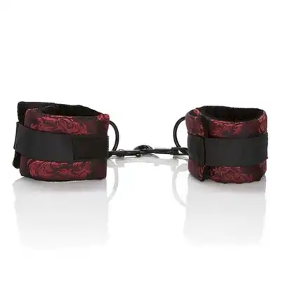 Scandal - Universal Cuff Set.  Zestaw kajdanek na ręce i nogi.