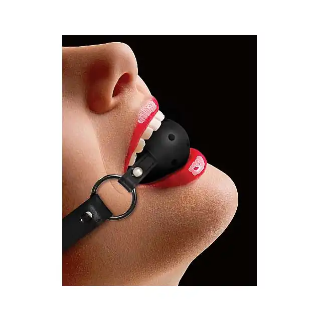 Ouch! - Ball Gag. Knebel z dziurkami do swobodnego oddychania.