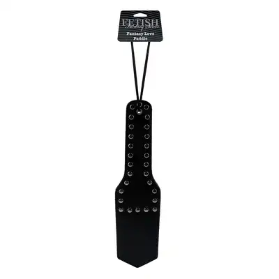 Fetish Fantasy - Fantasy Love Paddle. Packa zdobiona nitami.