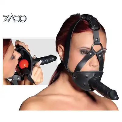 Zado - Head Brace With Dildo.  Knebel Z Dildo.