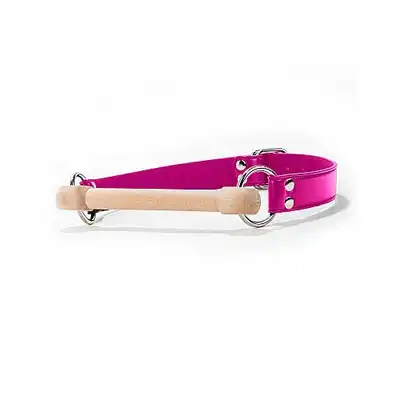 Ouch! - Wooden Bridle Pink. Knebel ze skórzanymi paskami.