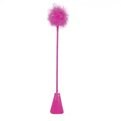 Fetish Fantasy - Feather Crop Pink. Packa z puszkiem do łaskotania.