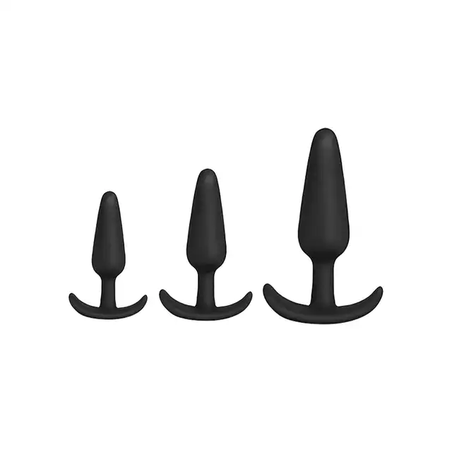 15704_BLACK_01