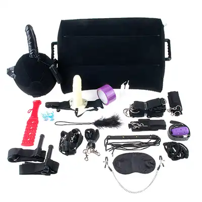 Zestaw-FF ULTIMATE FANTASY DUFFLE