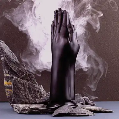 BUTTR - Double Trouble Fisting Dildo. Niezrównana intensywność i satysfakcja z przyssawką!