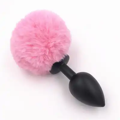 Power Escorts - Bunny Plug With Pink Tail S. Słodki i uroczy plug analny z różowym pomponem, jak dla króliczka! Rozmiar S.