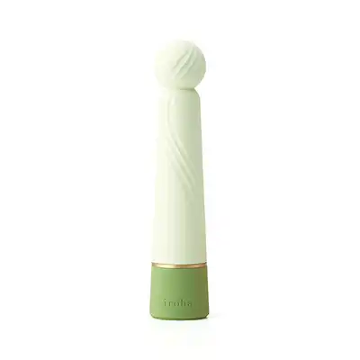 Iroha - Rin + Hisui Vibrator. Zielony ultra przyjemny w dotyku masażer, który zmieści się do Twojej ręki. 4 różne siły wibracji, 2 niezależne rytmy!