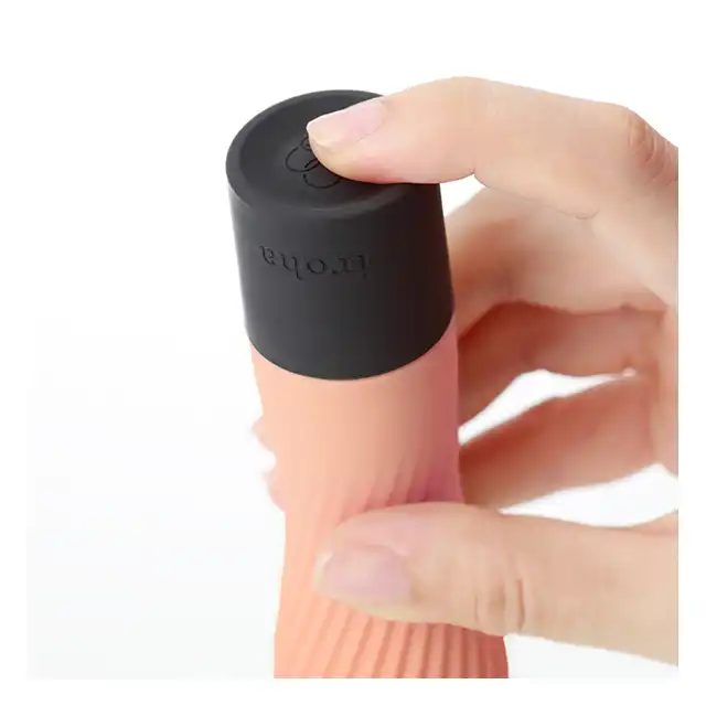Iroha - Zen Vibrator Hanacha. Designerski różowy wibrator z miękkiego jak pianka silikonu Soft-Touch! Ekskluzywna kolekcja. 
