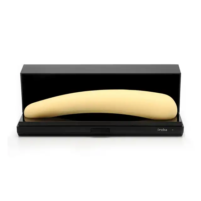 Iroha - Mikazuki Vibrator Yellow. Żółty, najwyższej jakości wibrator dla kobiet! Elastyczny, silne wibracje, delikatny w dotyku. Nieziemsko przyjemny! 