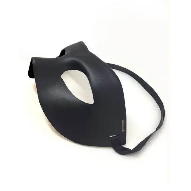 Dorcel - Mask. Zmysłowa, tajemnicza maska. Idealnie wyprofilowana, uniwersalny rozmiar i regulowany pasek. 