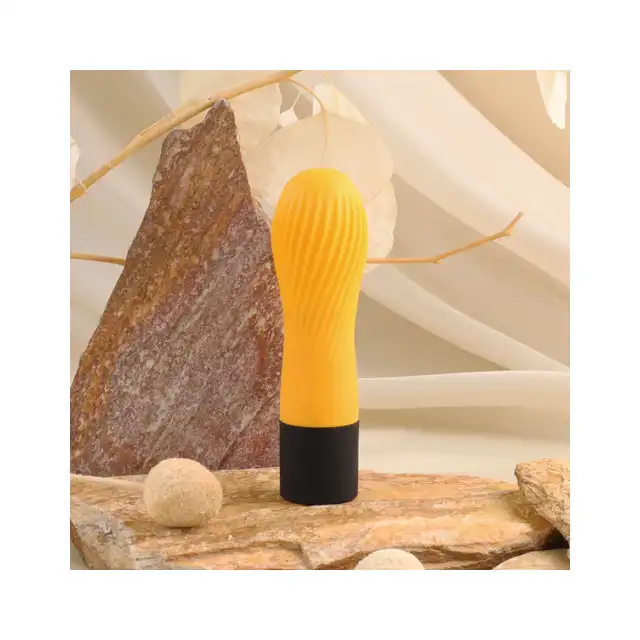 Iroha - Zen Vibrator Yuzucha. Designerski żółty wibrator z miękkiego jak pianka silikonu Soft-Touch! Ekskluzywna kolekcja. 