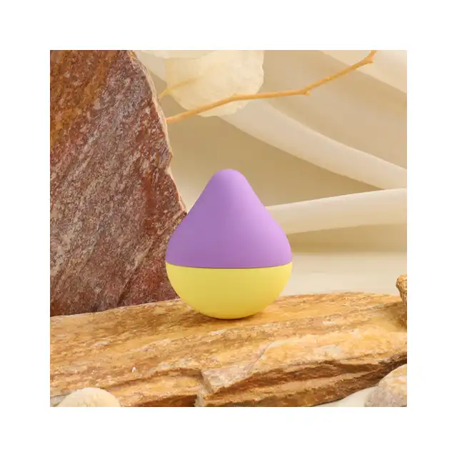 Iroha - Mini Vibrator Fuji Lemon. Mieszczący się w ręce mini wibrator z ultra przyjemnego silikonu. 