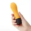 Iroha - Zen Vibrator Yuzucha. Designerski żółty wibrator z miękkiego jak pianka silikonu Soft-Touch! Ekskluzywna kolekcja. 