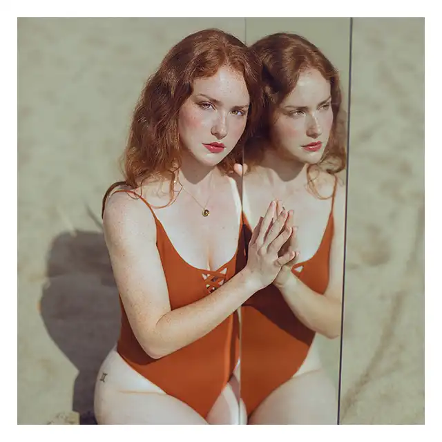 Bijoux Indiscrets - Horoscope Gemini. Zmysłowy zestaw dla zodiakalnych bliźniąt. Balsam, naszyjnik i wibrator. Niech Twoja kobiecość zabłyśnie. Mega Sale!