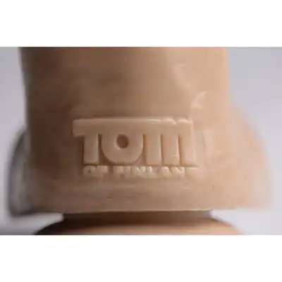 Tom of Finland - Ready Steady XL Dildo. Super realistyczne wielkie i solidne dildo XL z silikonu premium!