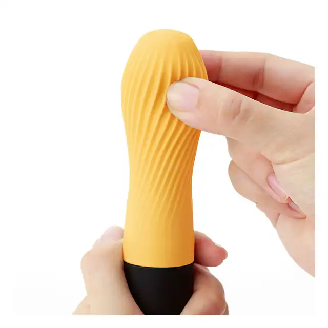 Iroha - Zen Vibrator Yuzucha. Designerski żółty wibrator z miękkiego jak pianka silikonu Soft-Touch! Ekskluzywna kolekcja. 