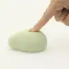 Iroha - Midori Clitorial Vibrator Green. Nowoczesny, delikatny, elegancki zielony wibrator. Przyjemność, która mieści się w dłoni! Ładowane w etui. Cudowny prezent dla niej. 
