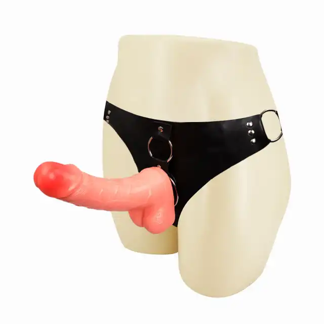Ultra Passionate Harness - Sensual Comfort Strap-On With Dildo. Solidny, uniwersalny strap-on.
