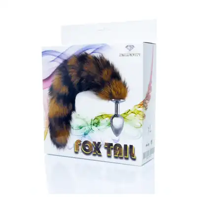 Boss Of Toys - Fox Tail Plug.  Fantazyjna wtyczka analna z  puszystą lisią kitką.
