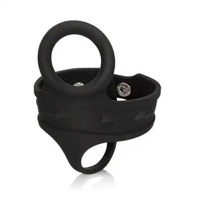 Calexotic - Ball Spreader. Nakładka na jądra z ringiem na penisa.