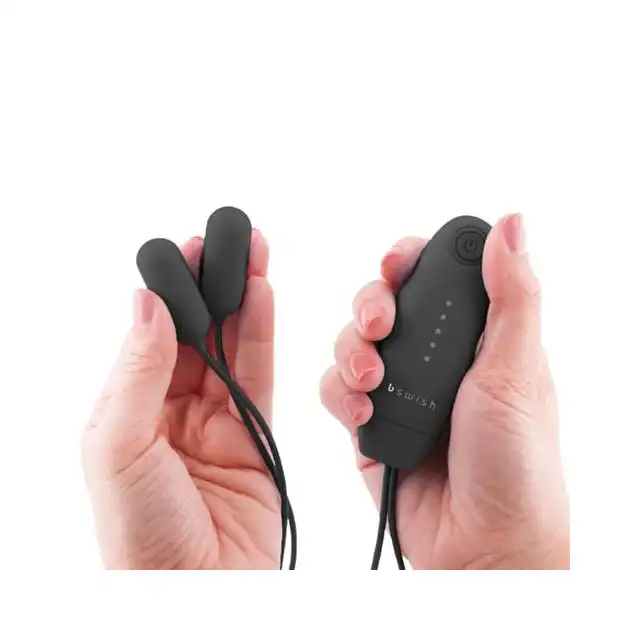 B Swish - Bnear Classic Black. Jajeczka wibrujące.