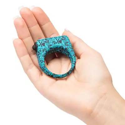 Tokidoki - Wildstyle Love Ring. Wibrujący pierścień erekcyjny.