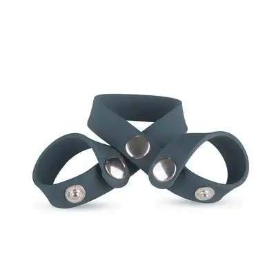 Boners - 8-style Ball Splitter. Świetny regulowany ring erekcyjny z solidnego, przyjemnego w dotyku materiału. 