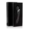 Sway Vibes - Wand Vibrator Black. Magiczna różdżka z ultra miękkiego, aksamitnego silikonu. Elegancki wzór. 