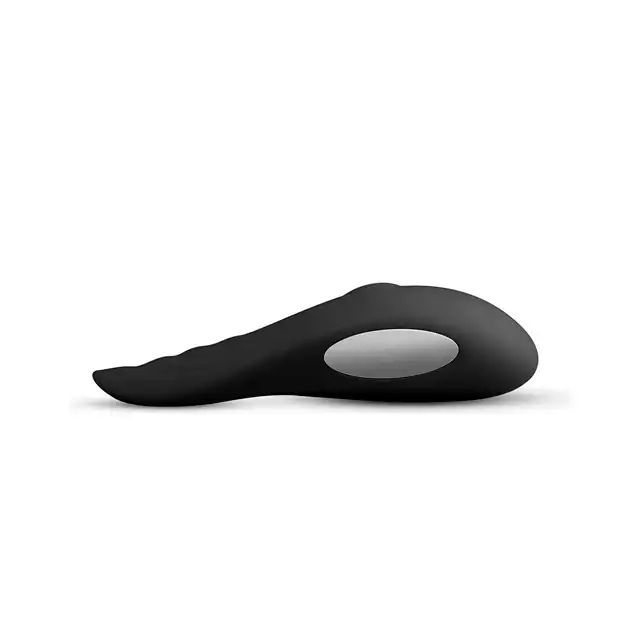 Sway Vibes - No. 3 Black. Stringi z wibratorem sterowanym na pilota. Mocny i dyskretny masażer. 
